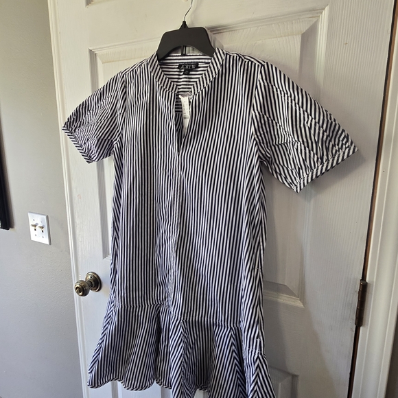 Striped Short Sleeve Dress - Picture 4 of 4